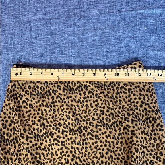 Nasty Gal Leopard Print Slip Midi Skirt Women’s Size 8 Brown Animal Satin A-Line - Picture 7 of 8